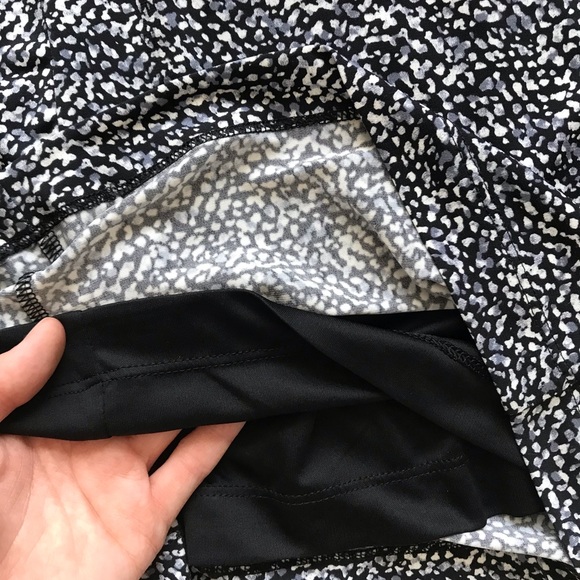 Express Wrap Dress Zipper Front Python Print - Picture 5 of 8